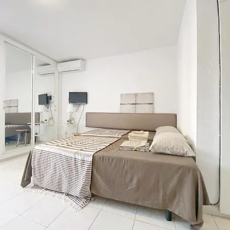 797 Rentals- Luminoso Estudio En Arroyo De La Miel * 贝纳尔马德纳